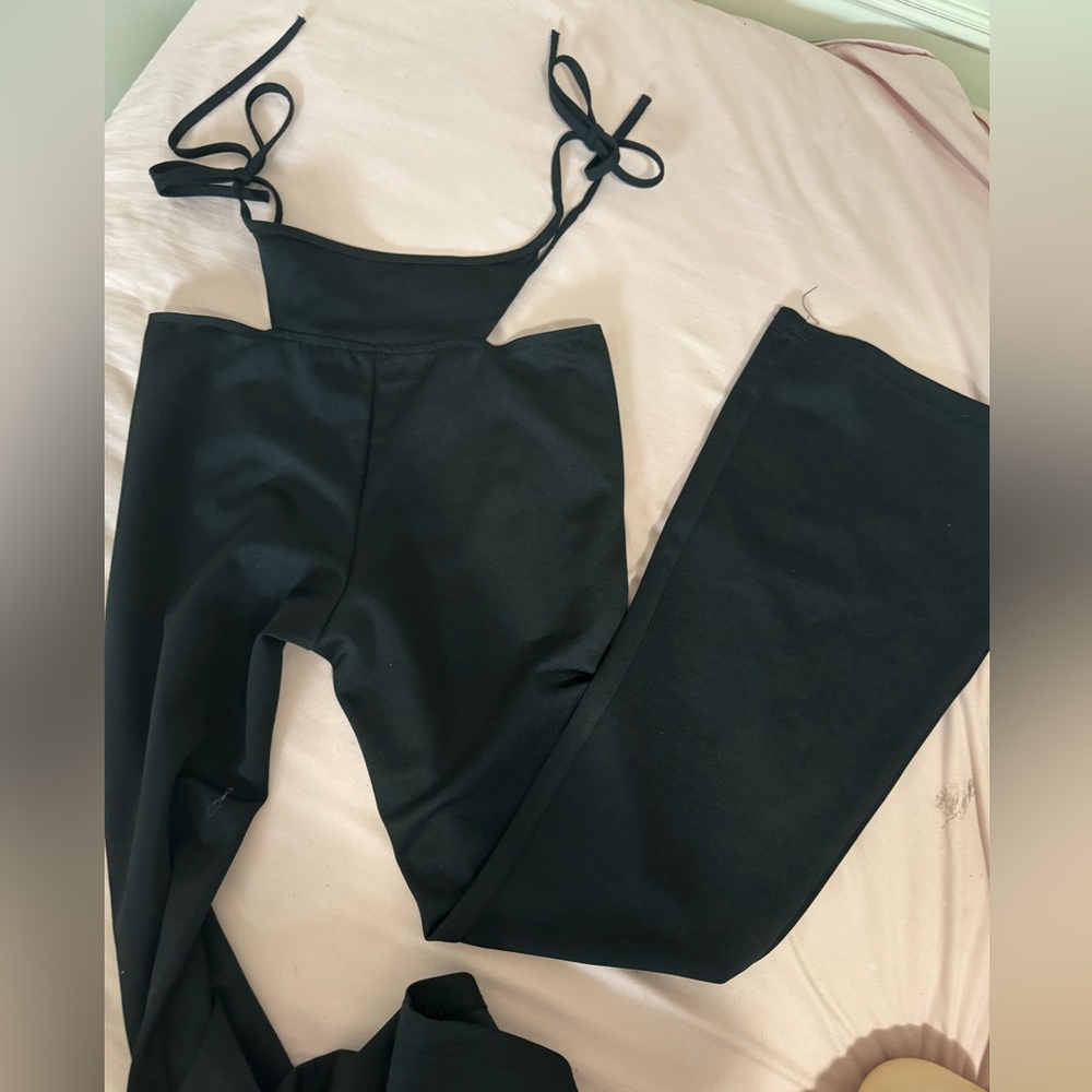 Waist cut out tie pants